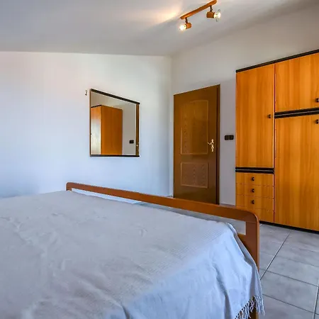 Apartments Anna Trogir Exterior foto
