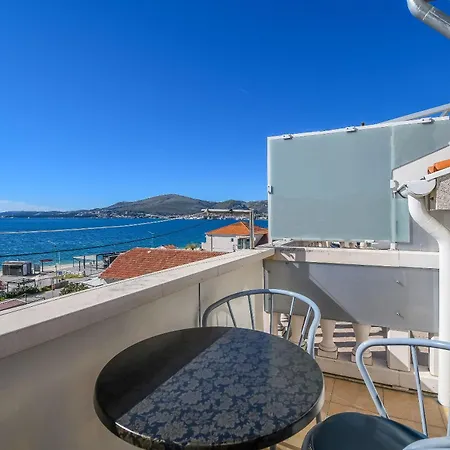 Apartments Anna Trogir Exterior foto